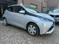 Usata Toyota Aygo X-wave 69 CV (50 kW) 2016 Grigio Utilitaria