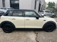Usata Mini Cooper D Business 116 CV (85 kW) 2016 Beige Utilitaria