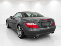 Usata Mercedes SLK200 184 CV (135 kW) 2012 Grigio scuro Cabrio