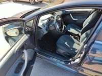 Usata Ford Fiesta Titanium 95 CV (69 kW) 2011 Blu Utilitaria