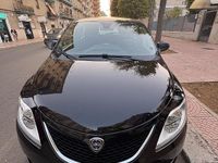 Usata Lancia Ypsilon 85 CV (62 kW) 2016 Nero Utilitaria