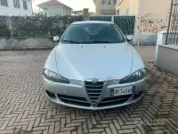 Usata Alfa Romeo 147 120 CV (88 kW) 2008 Grigio Utilitaria