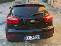 Usata Kia Rio 75 CV (55 kW) 2015 Nero Berlina