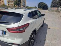 Usata Nissan Qashqai N-Connecta 131 CV (96 kW) 2018 Bianco SUV