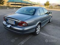 Usata Jaguar X-type Executive 131 CV (96 kW) 2003 Grigio Berlina