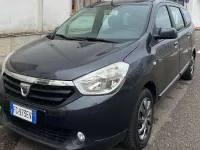 Usata Dacia Lodgy Lauréate 102 CV (75 kW) 2017 Nero Monovolume