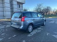 Usata Peugeot 5008 120 CV (88 kW) 2011 Grigio Monovolume