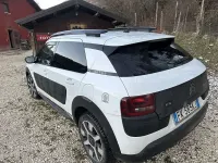 Usata Citroën C4 Cactus PureTech 82 CV (60 kW) 2017 Bianco Utilitaria