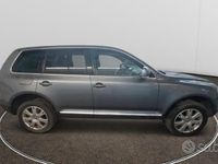 Usata VW Touareg Exclusive 174 CV (127 kW) 2006 Grigio SUV