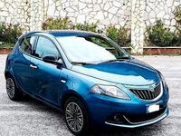 Usata Lancia Ypsilon Gold 70 CV (51 kW) 2023 Blu/azzurro Utilitaria