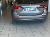 Usata Mercedes B180 116 CV (85 kW) 2021 Grigio Monovolume
