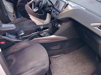 Usata Peugeot 2008 Allure 81 CV (59 kW) 2014 Bianco SUV