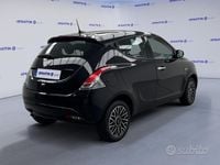 Usata Lancia Ypsilon S 70 CV (51 kW) 2024 Grigio pietra Utilitaria