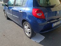 Usata Renault Clio II 85 CV (62 kW) 2005 Blu Berlina