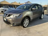 Usata Nissan Qashqai Acenta 131 CV (96 kW) 2016 Grigio SUV
