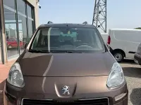Usata Peugeot Partner Tepee Style 90 CV (66 kW) 2013 Marrone Monovolume