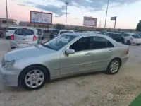 Usata Mercedes C220 Elegance 150 CV (110 kW) 2004 Grigio Berlina