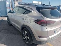 Usata Hyundai Tucson Xpossible 116 CV (85 kW) 2017 Bronzo SUV