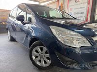 Usata Opel Meriva Cosmo 101 CV (74 kW) 2011 Blu Monovolume