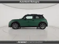Usata Mini John Cooper Works 231 CV (169 kW) 2025 Verde Utilitaria
