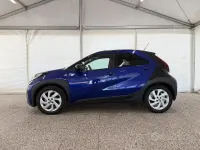 Usata Toyota Aygo X Trend 72 CV (52 kW) 2022 Blu SUV