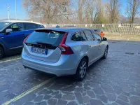 Usata Volvo V60 Momentum 136 CV (100 kW) 2014 Argento Station wagon