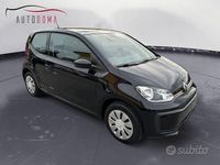 Usata VW up! Move 60 CV (44 kW) 2017 Nero Utilitaria