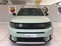 Nuova Fiat Grande Panda La Prima 101 CV (74 kW) 2026 Blu Utilitaria