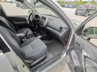 Usata Toyota RAV4 116 CV (85 kW) 2005 Grigio SUV