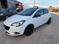 Usata Opel Corsa Edition 75 CV (55 kW) 2018 Bianco Berlina