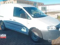 Usata VW Caddy 105 CV (77 kW) 2009 Bianco Monovolume