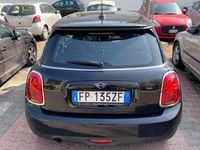 Usata Mini ONE 75 CV (55 kW) 2018 Nero Utilitaria