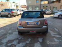 Begagnad Mini ONE 75 HK (55 kW) 2011 Grå Halvkombi
