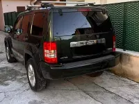 Usata Jeep Cherokee 200 CV (147 kW) 2011 Verde SUV