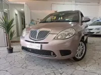Usata Lancia Ypsilon 77 CV (56 kW) 2010 Beige Utilitaria