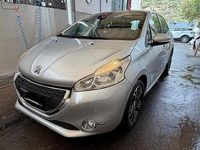 Usata Peugeot 208 68 CV (50 kW) 2015 Grigio Utilitaria