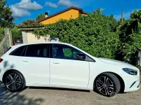 Usata Mercedes B180 136 CV (100 kW) 2020 Bianco Utilitaria