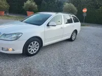 Usata Skoda Octavia 105 CV (77 kW) 2012 Bianco Berlina