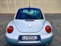 Usata VW Beetle 101 CV (74 kW) 2003 Grigio Utilitaria