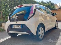 Usata Toyota Aygo X-cite 69 CV (50 kW) 2017 Bianco Utilitaria