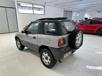 Usata Toyota RAV4 129 CV (94 kW) 1995 Grigio SUV