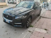 Usata Jaguar F-Pace R-Sport 180 CV (132 kW) 2017 Nero SUV