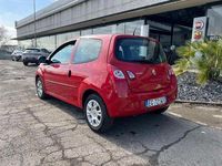 Gebraucht Renault Twingo 75 PS (55 kW) 2012 Rot Kleinwagen