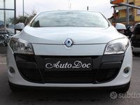 Usata Renault Mégane Coupé Luxe 110 CV (80 kW) 2010 Bianco Coupé