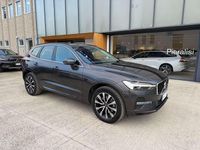 Usata Volvo XC60 Core 197 CV (144 kW) 2022 Platinum grey SUV