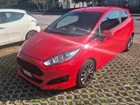 Usata Ford Fiesta ST-Line 75 CV (55 kW) 2017 Rosso Utilitaria