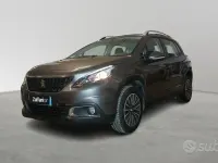 Usata Peugeot 2008 Style 83 CV (61 kW) 2019 Grigio SUV