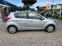 Usata Hyundai i20 Edition 75 CV (55 kW) 2014 Grigio Utilitaria