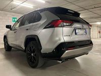 Usata Toyota RAV4 Hybrid Style 178 CV (130 kW) 2024 Argento SUV