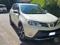 Usata Toyota RAV4 Active 150 CV (110 kW) 2014 Bianco SUV